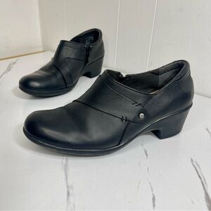 Clarks Genette Frolic black leather slip-on loafers comfortable low heel 7WW